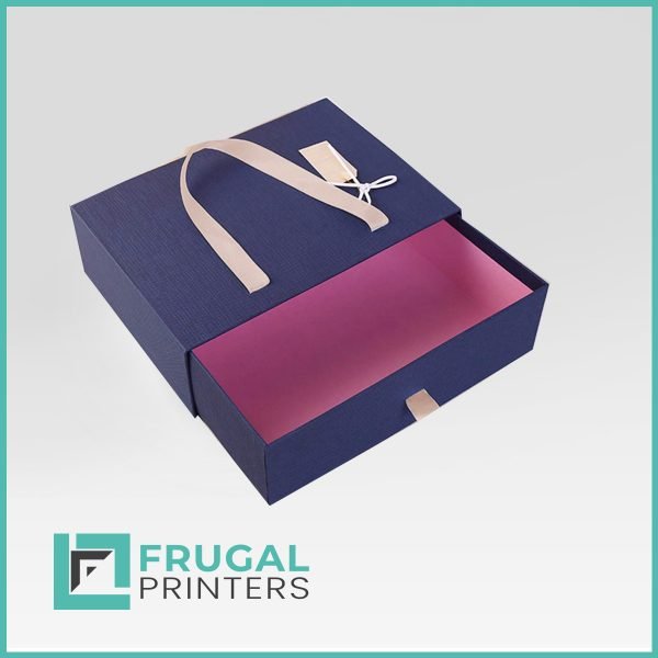 Custom Printed Apparel Packaging & Boxes